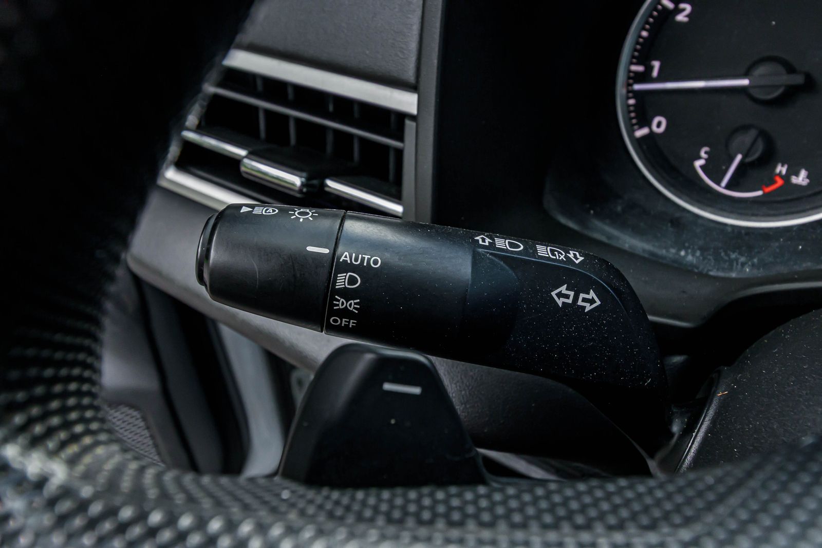 2022 Mitsubishi Outlander ES photo 20