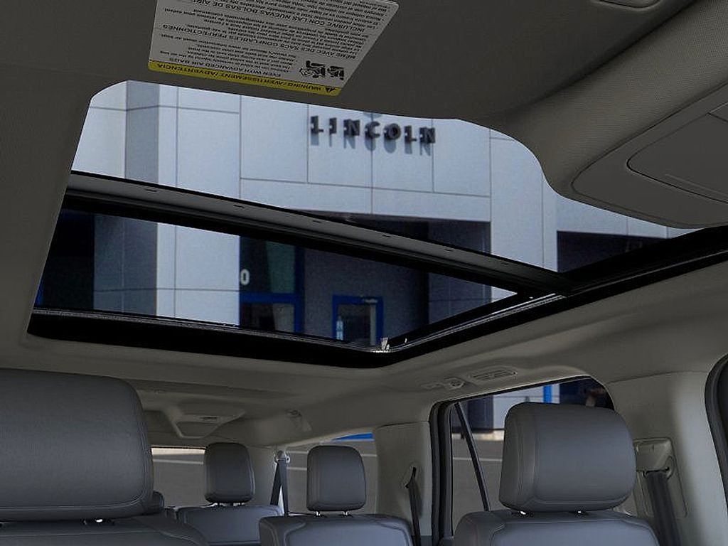 2025 Ford Expedition MAX photo 19