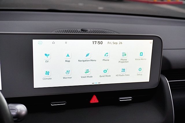 2024 Hyundai Ioniq 5 SEL photo 24