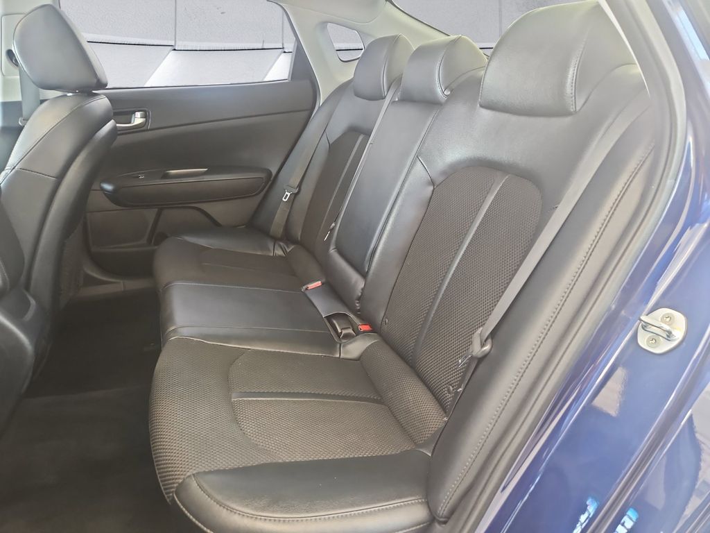 2019 Kia Optima S photo 18