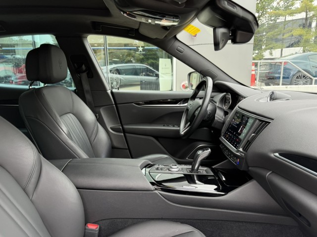 2022 Maserati Levante Modena photo 25