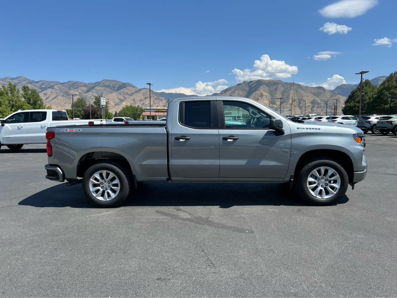 2026 Chevrolet Silverado 1500 Custom photo 5