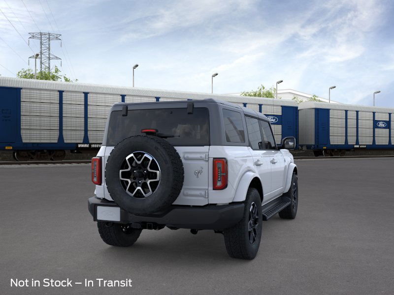 2025 Ford Bronco Outer Banks photo 8