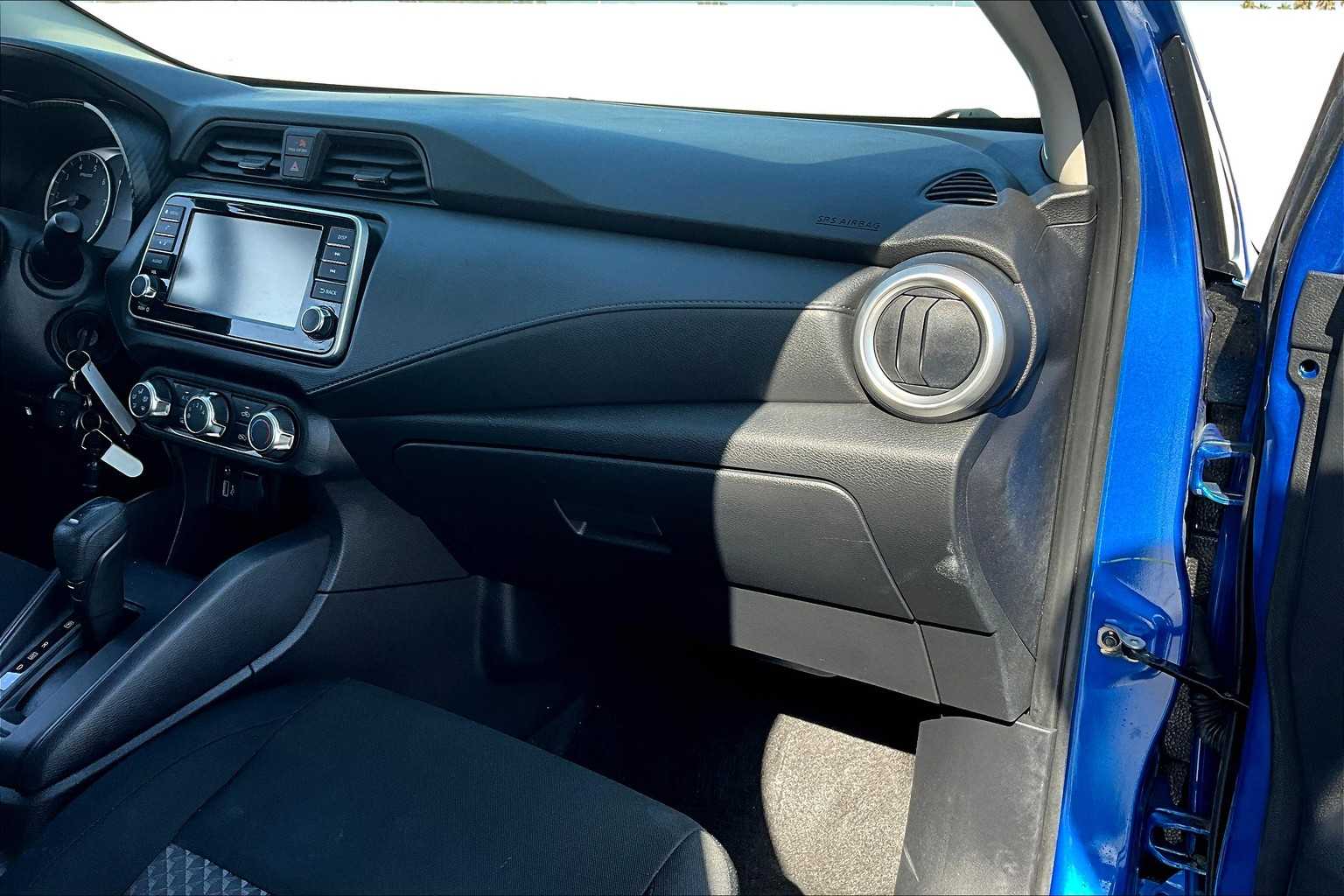 2024 Nissan Versa S photo 16