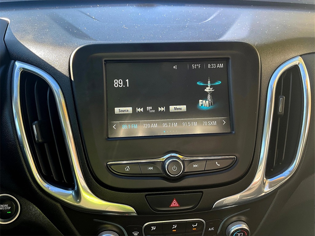 2018 Chevrolet Equinox LT photo 17
