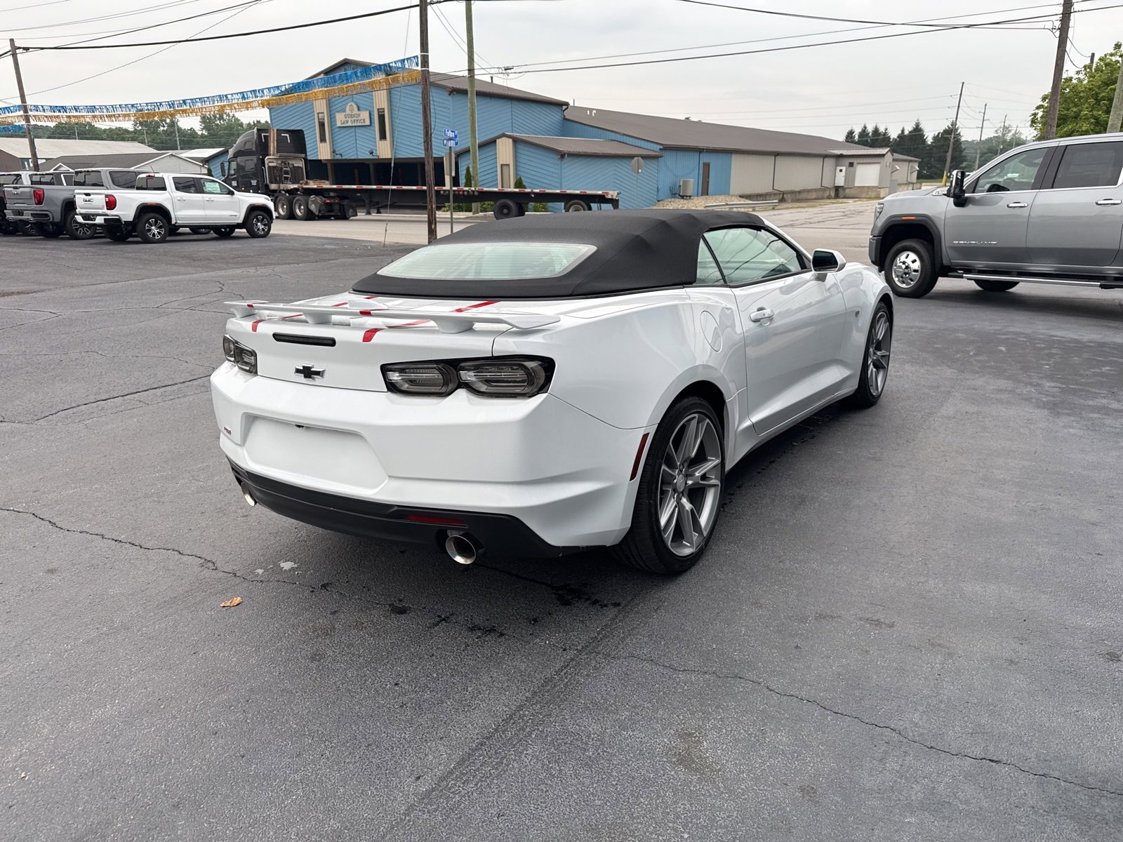 2024 Chevrolet Camaro 1LT photo 8