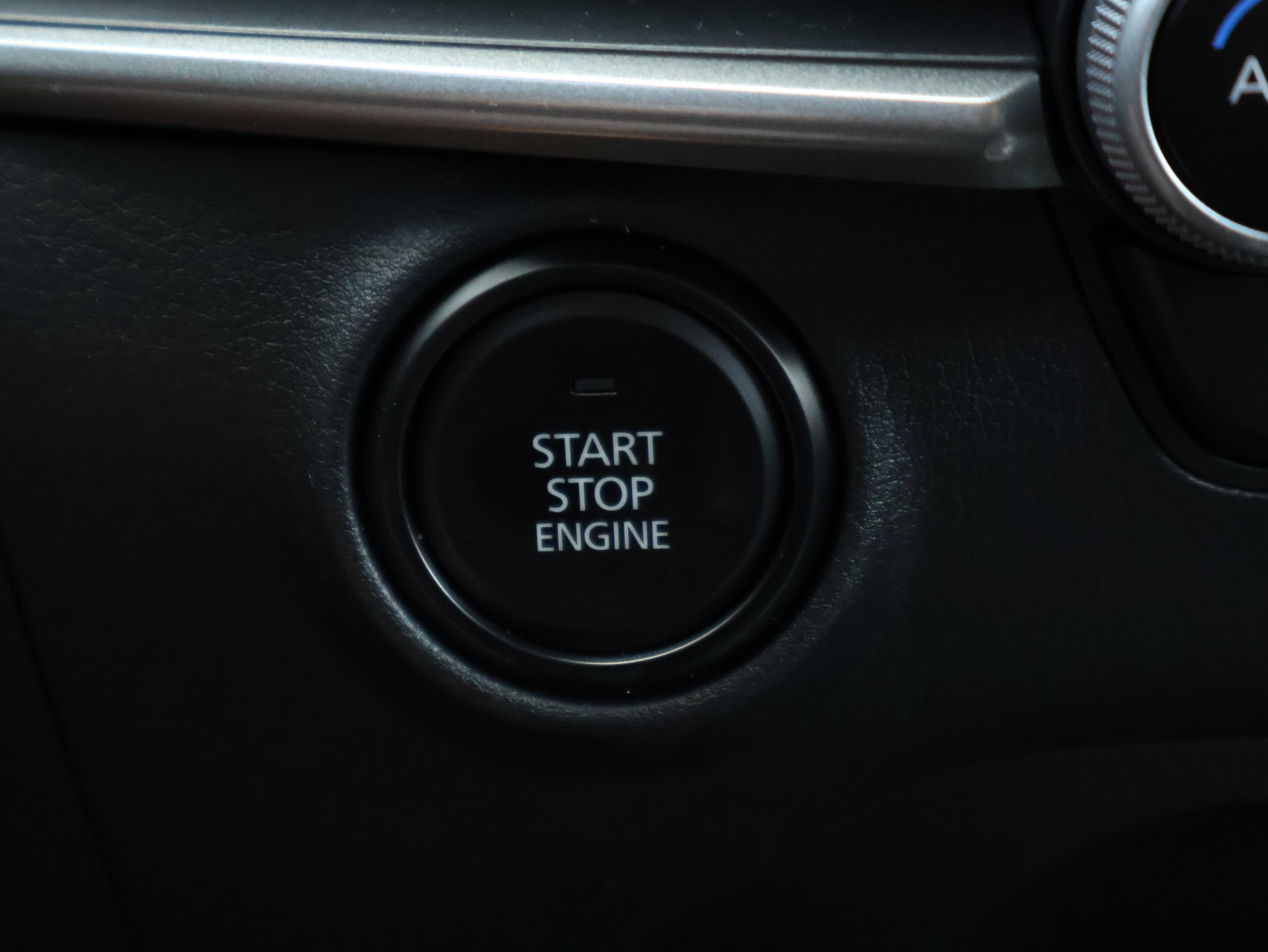 2025 Mazda Mazda3 Sedan 2.5 Select Sport photo 14