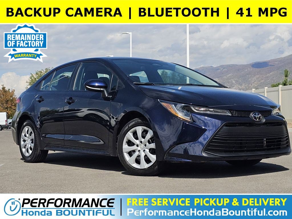 2023 Toyota Corolla LE photo 2