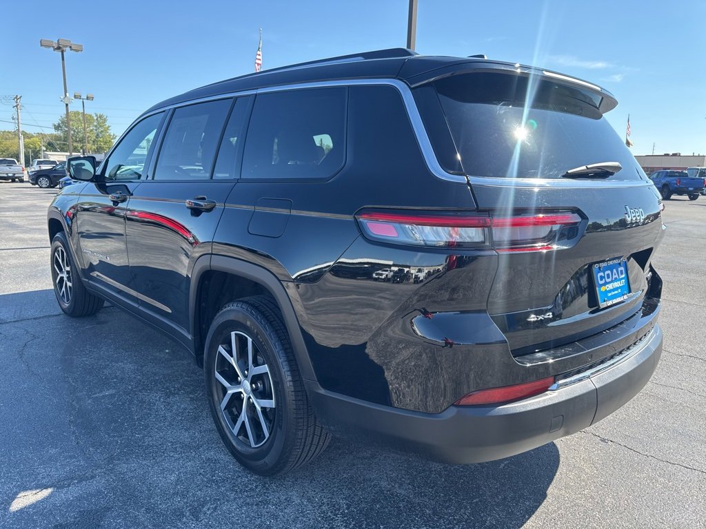 2023 Jeep Grand Cherokee Limited photo 4