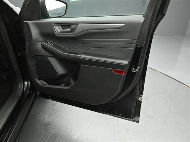 2023 FORD ESCAPE - Image 32