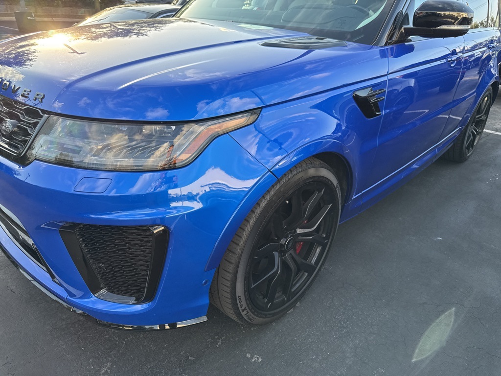 2021 Land Rover Range Rover Sport SVR photo 2