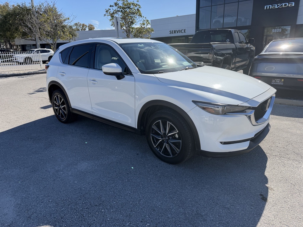 2017 Mazda CX-5 Grand Touring's photo