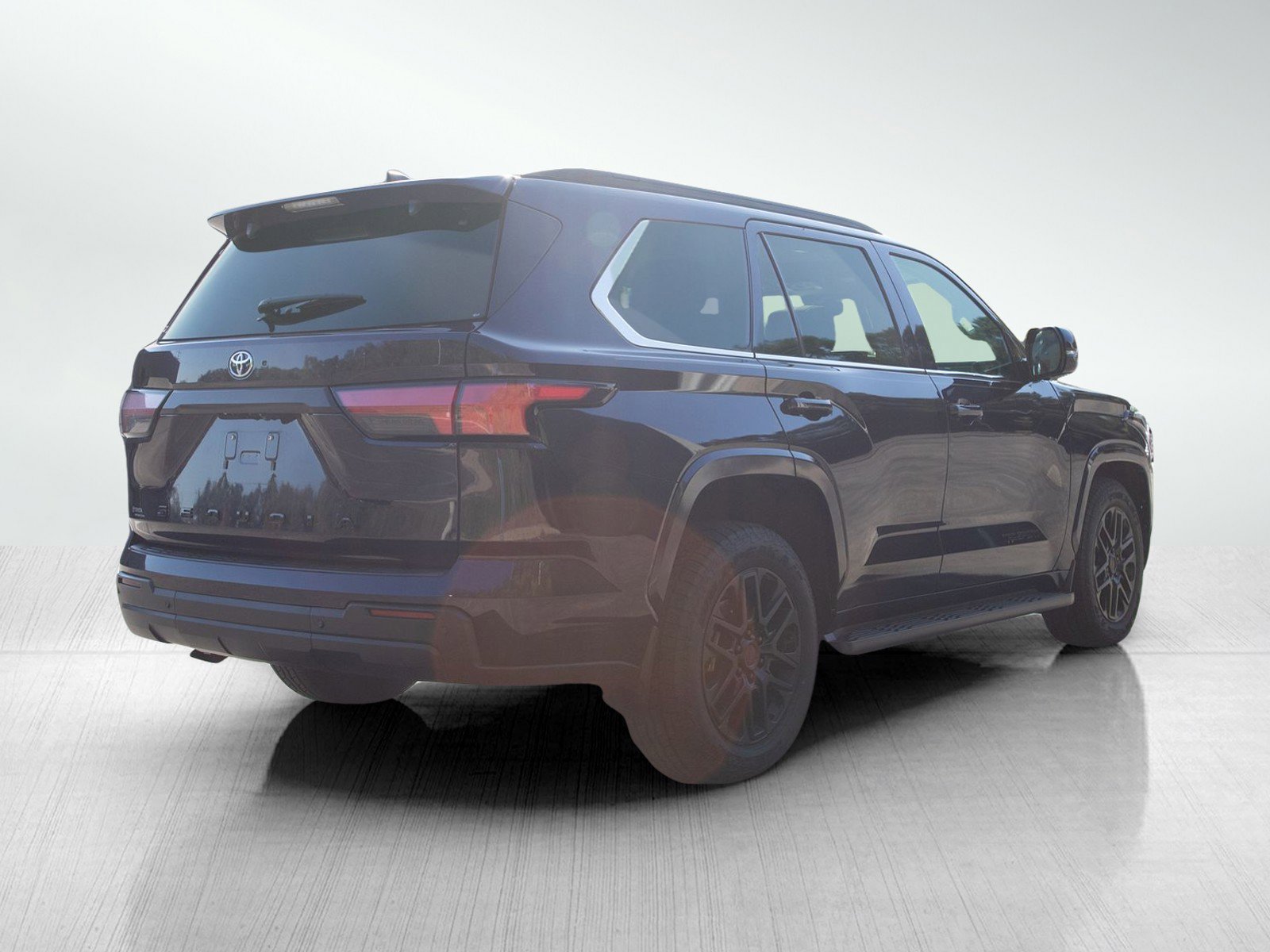 2024 Toyota Sequoia SR5 photo 4