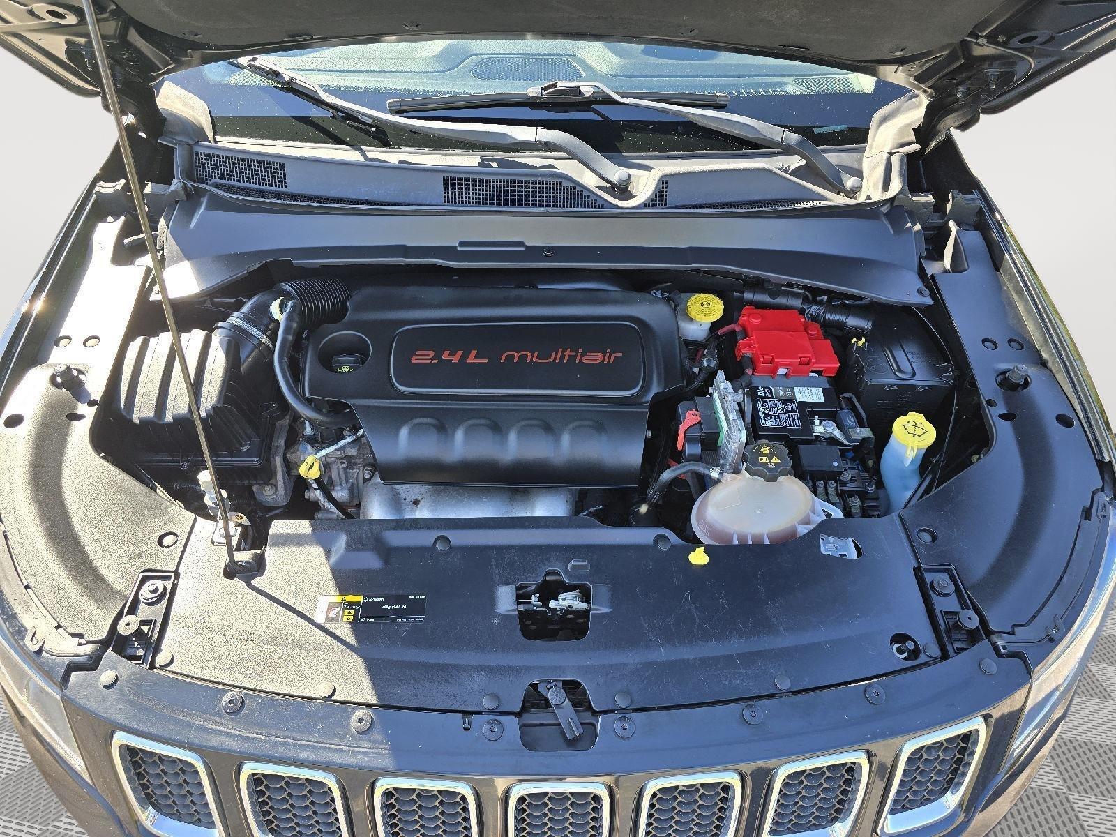 2019 Jeep Compass North Edition Latitude photo 14
