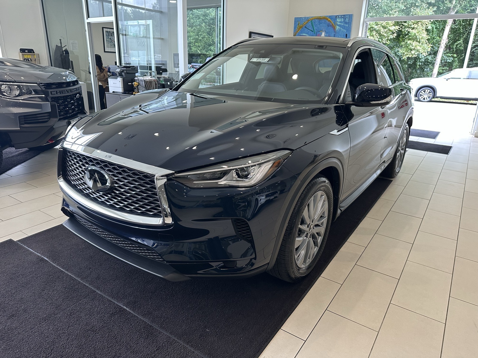 2025 Infiniti QX50 Luxe AWD photo 3
