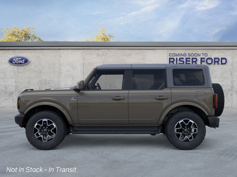 2025 Ford Bronco Outer Banks photo 3