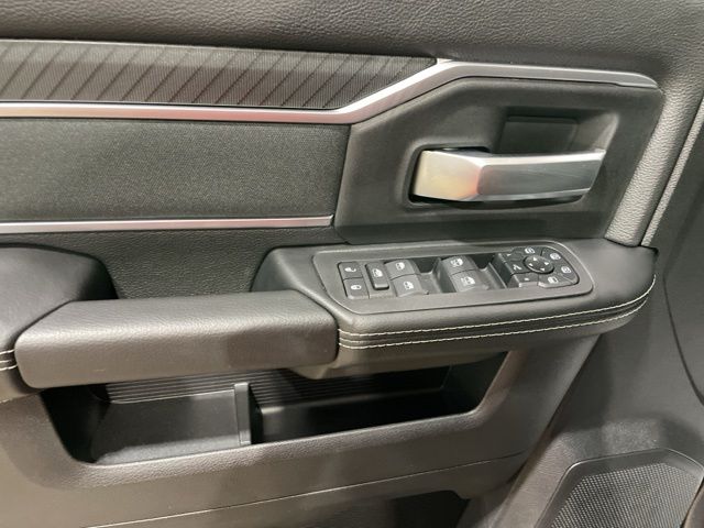 2025 Ram 2500 Big Horn photo 34
