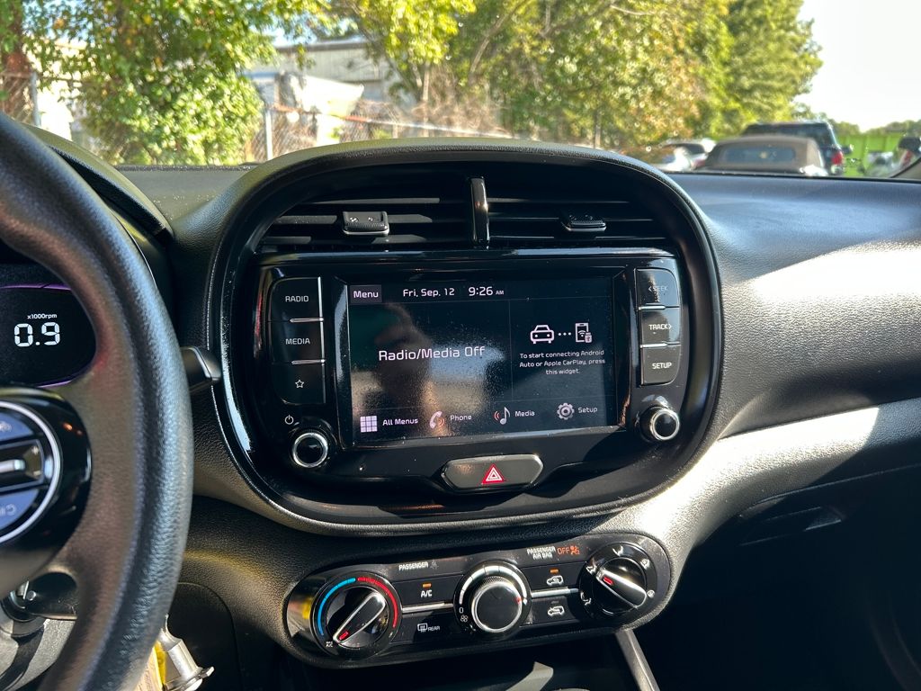 2023 Kia Soul LX photo 9