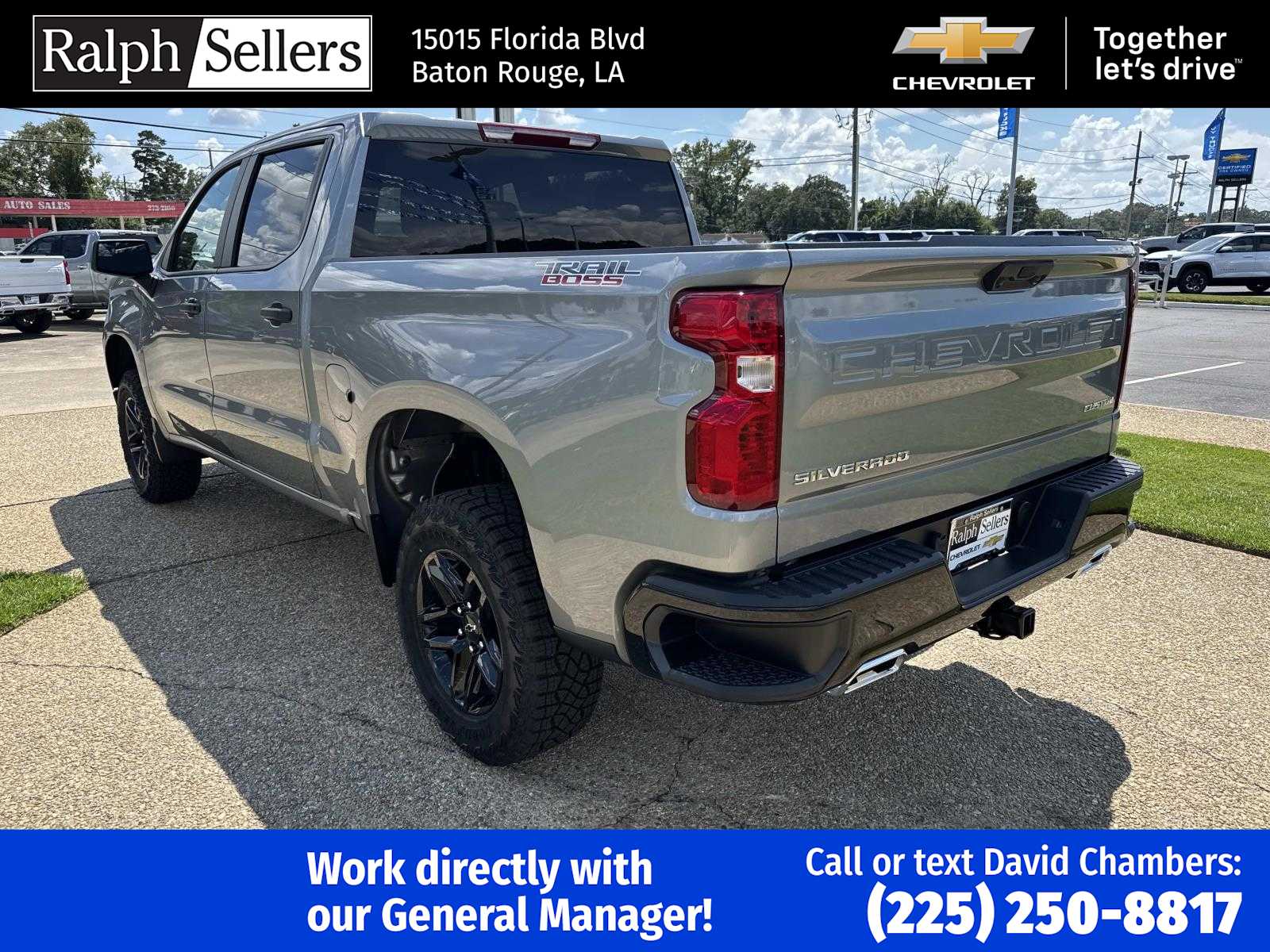 2026 Chevrolet Silverado 1500 Custom Trail Boss photo 2