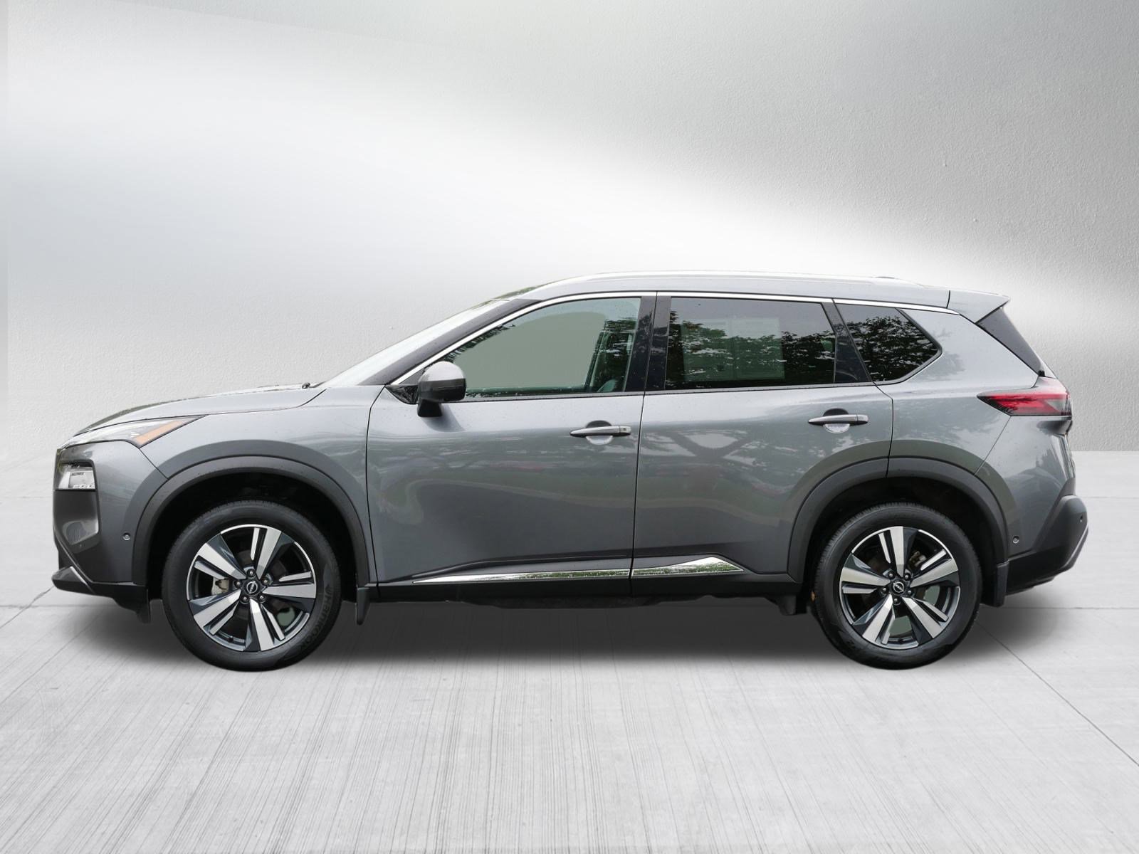 2023 Nissan Rogue SL photo 4