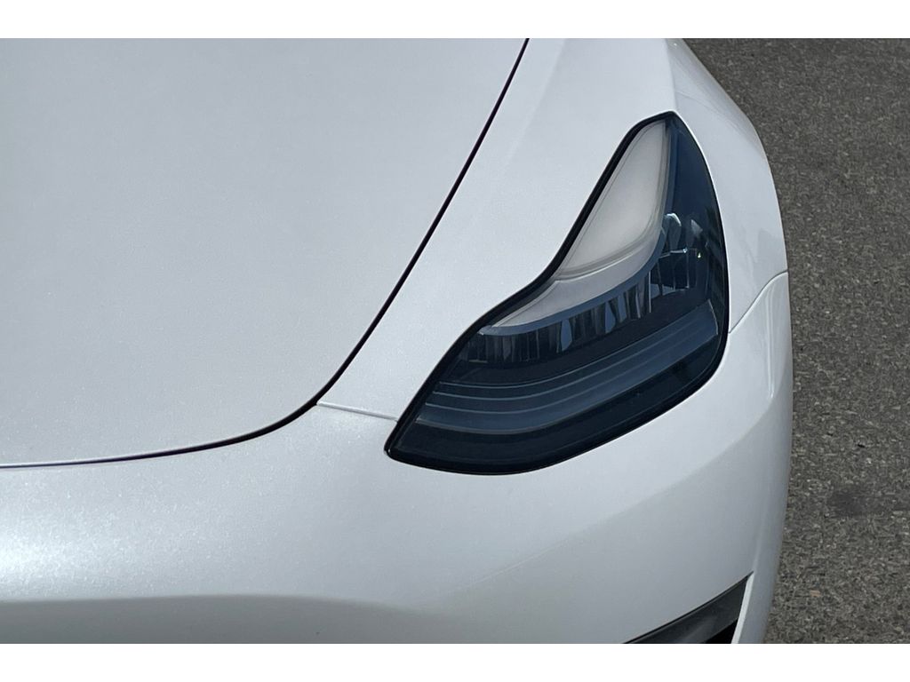 2020 Tesla Model 3 Standard Range photo 37
