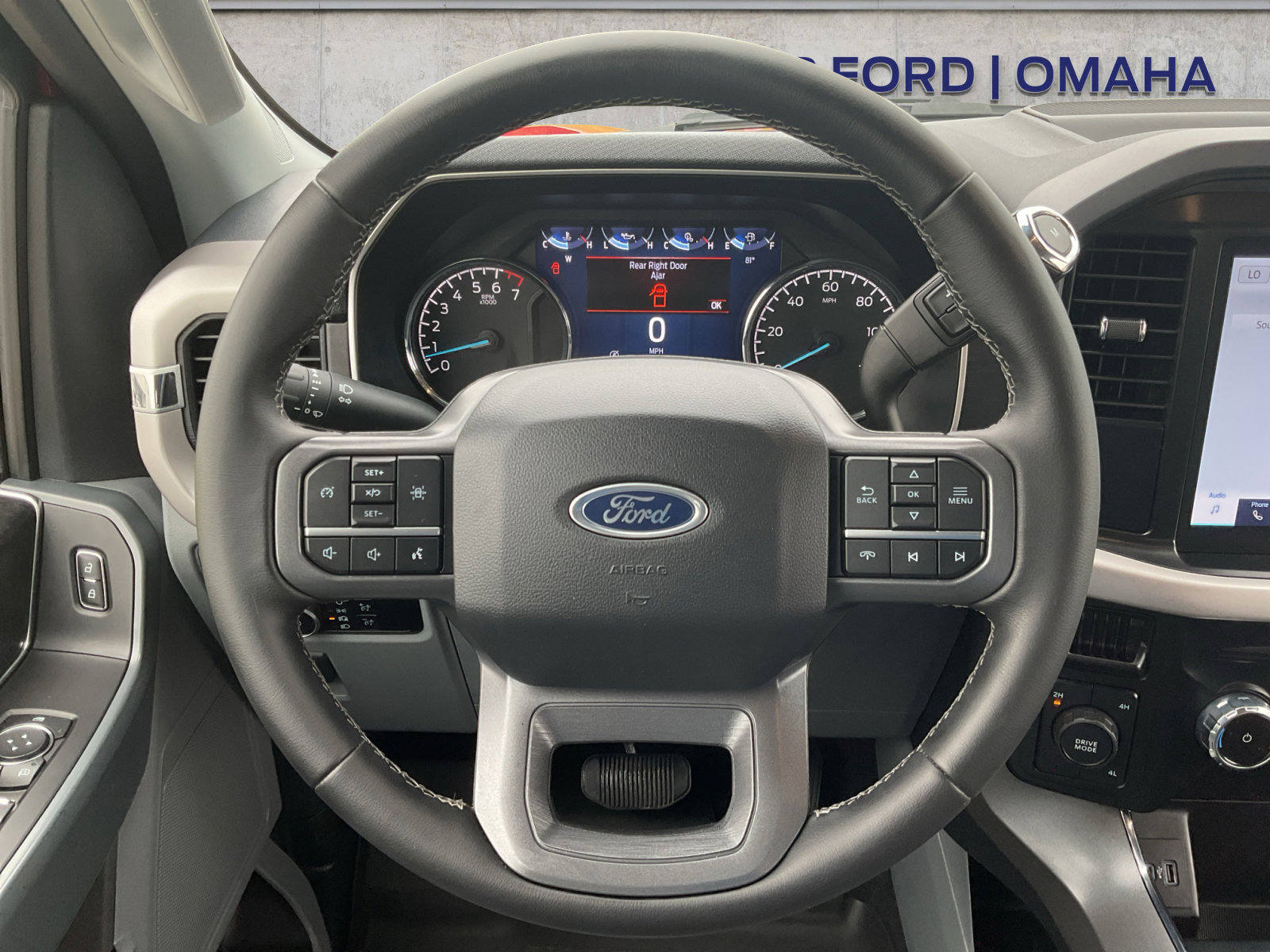 2023 Ford F-150 XLT photo 17
