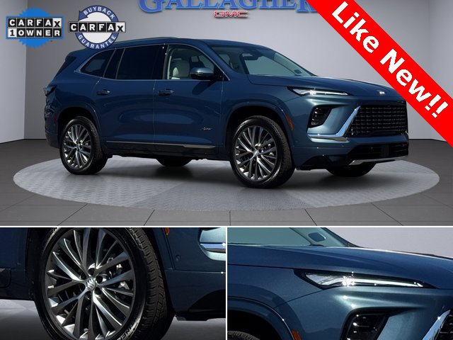 2025 Buick Enclave Avenir photo 2