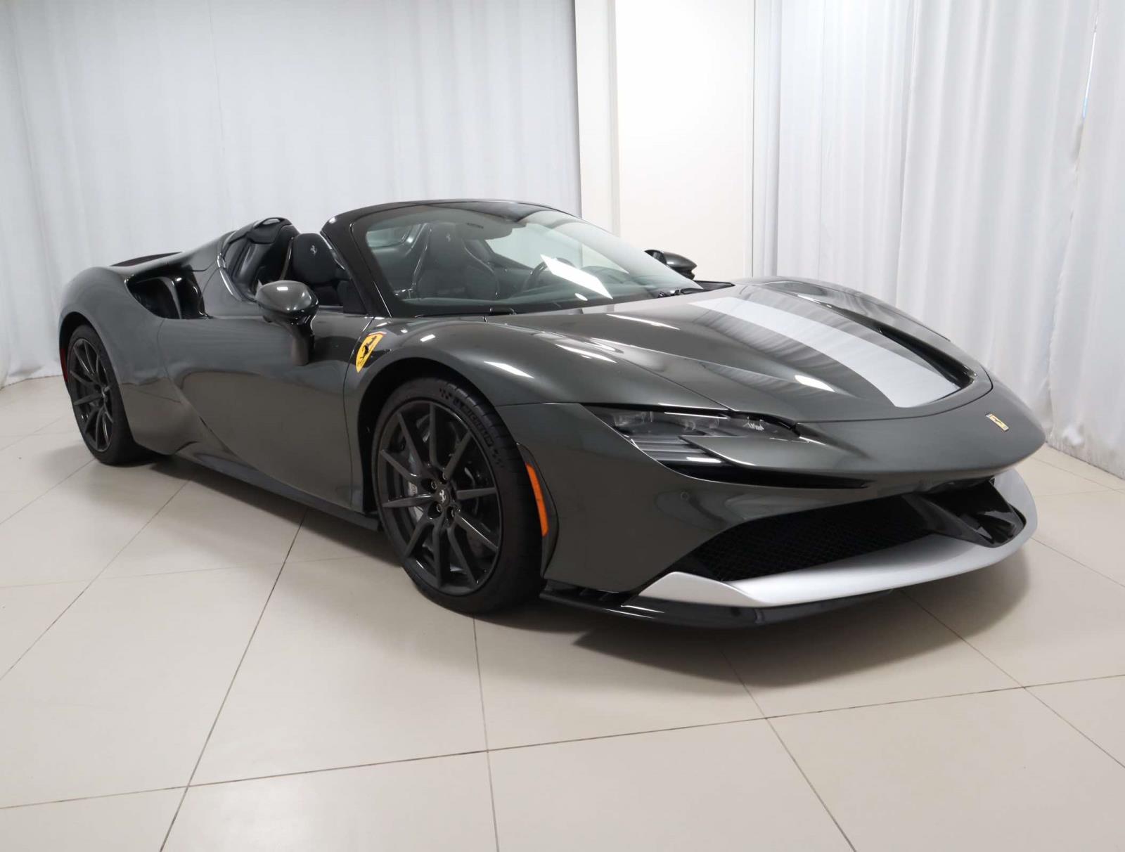 2022 Ferrari SF90 Spider photo 4