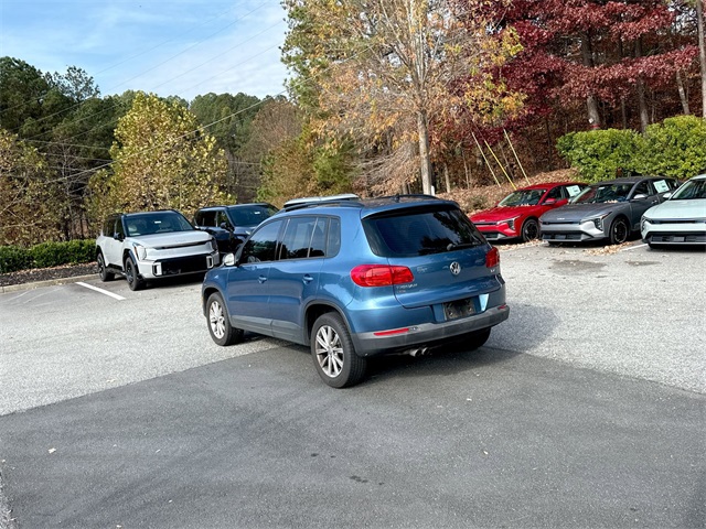 2017 Volkswagen Tiguan S photo 3