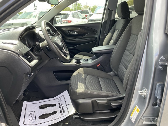 2024 Gmc Terrain SLE photo 4