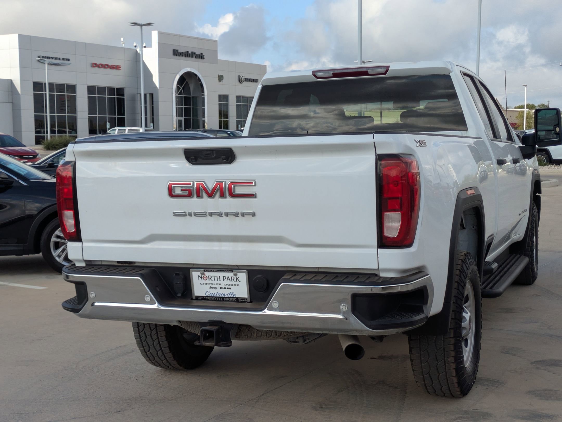 2024 Gmc Sierra HD Base photo 2