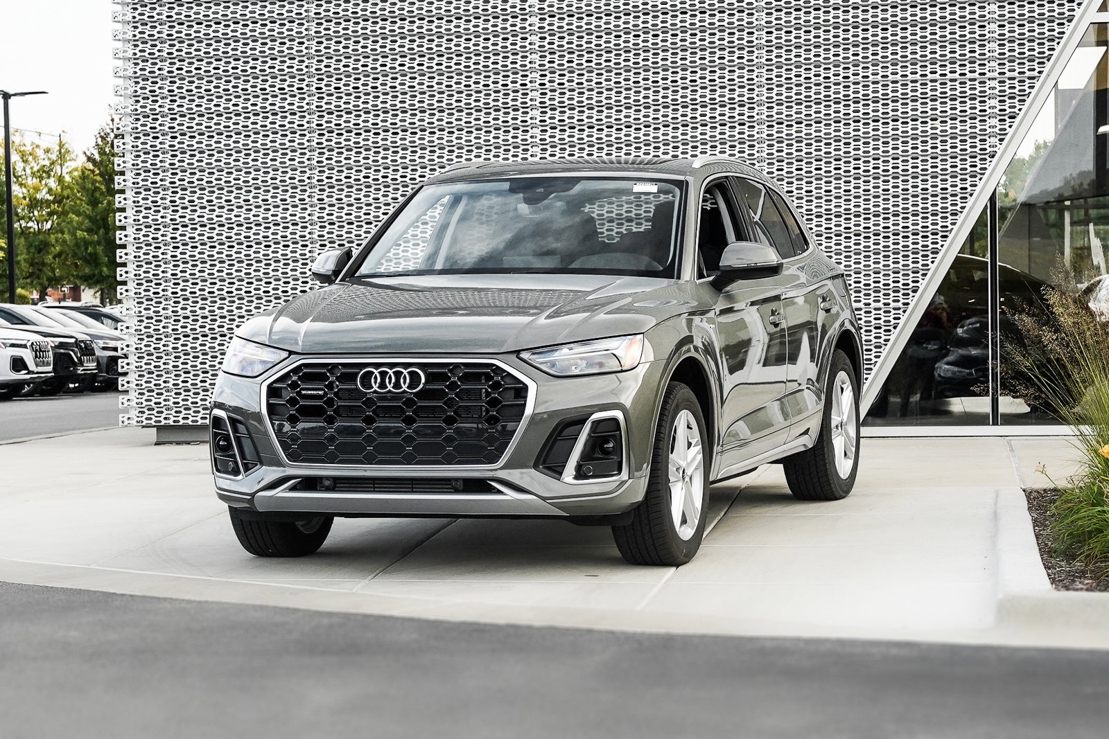 2024 Audi Q5 S line Premium Plus photo 5