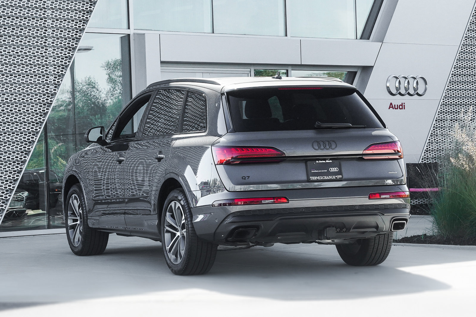 2025 Audi Q7 Premium Plus photo 4