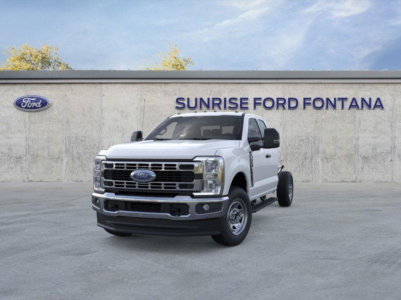 2025 Ford F-350 Super Duty XLT