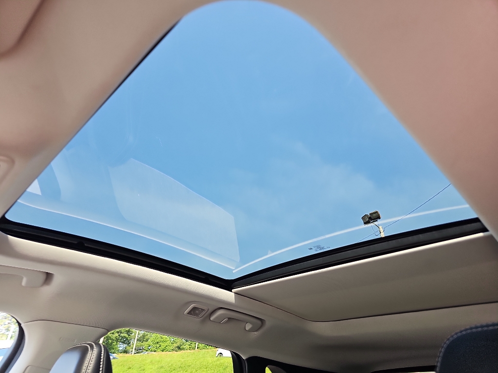 2021 Ford Escape Titanium photo 12