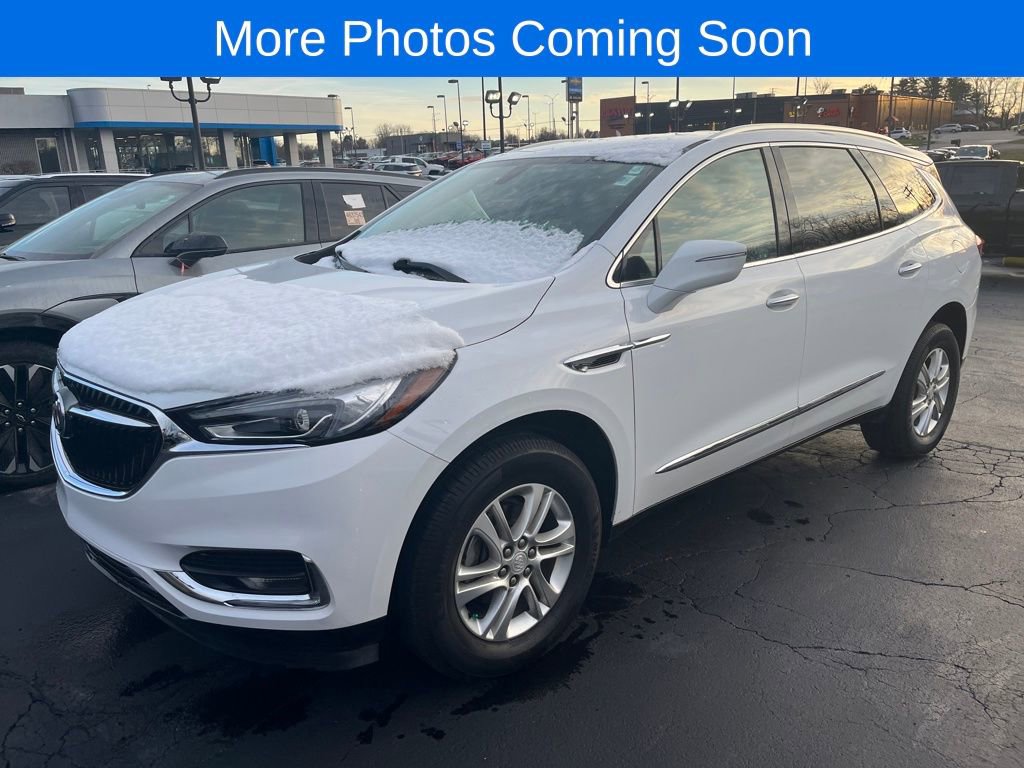 2019 Buick Enclave Essence's photo