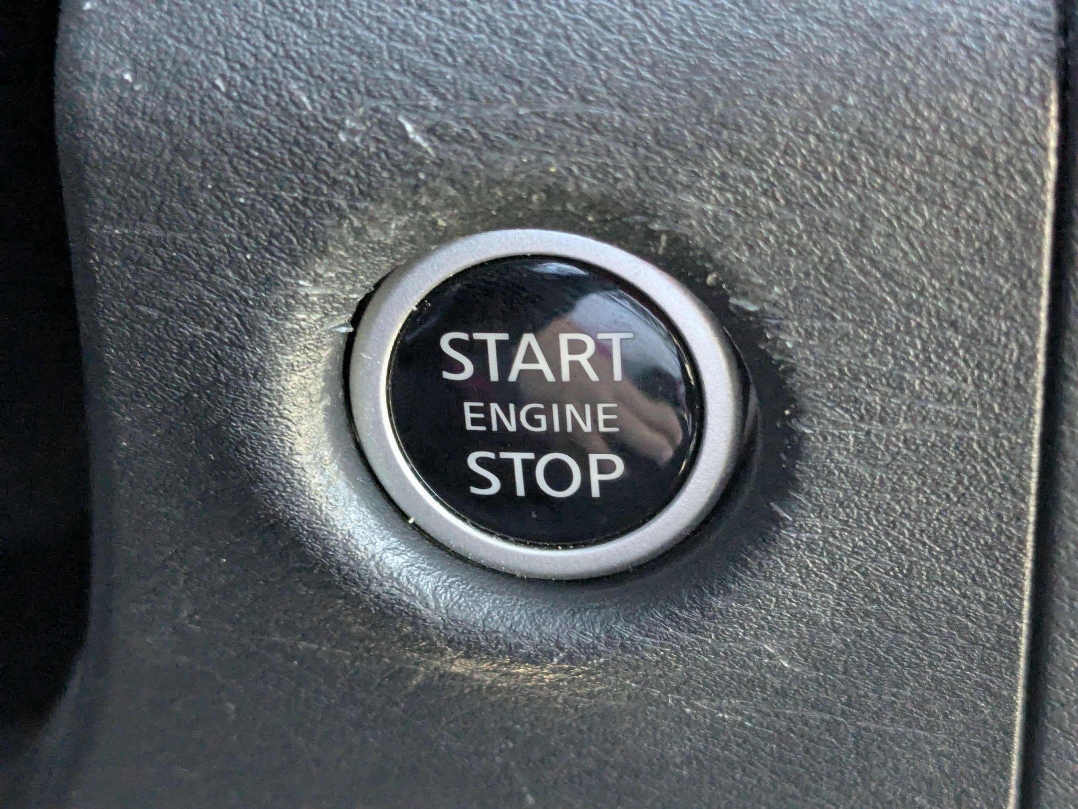 2024 Nissan Frontier S photo 17