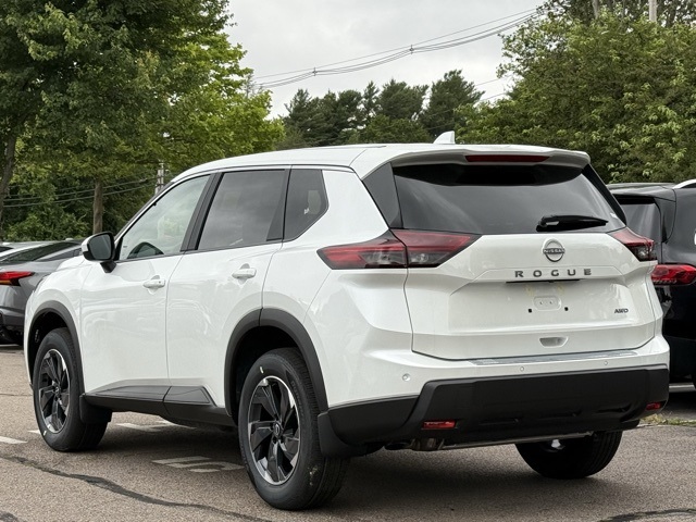 2025 Nissan Rogue SV photo 3