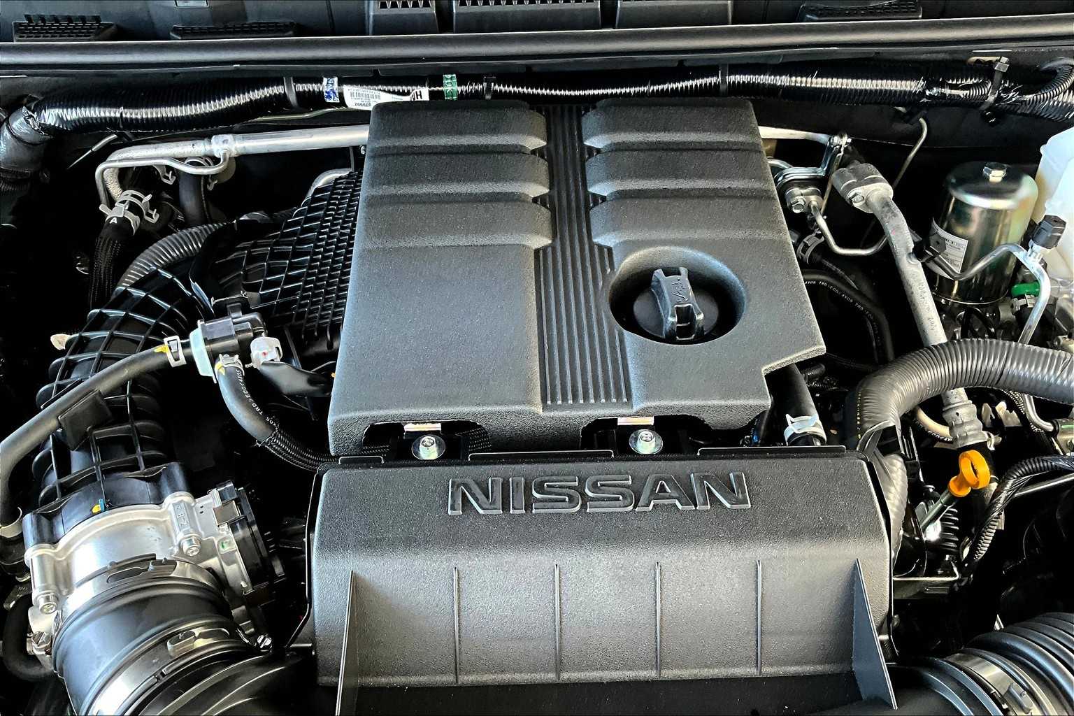 2025 Nissan Frontier PRO-4X photo 15
