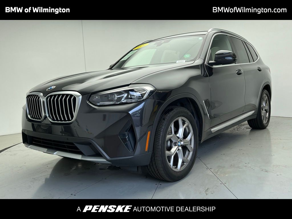 2022 BMW X3 30i's photo