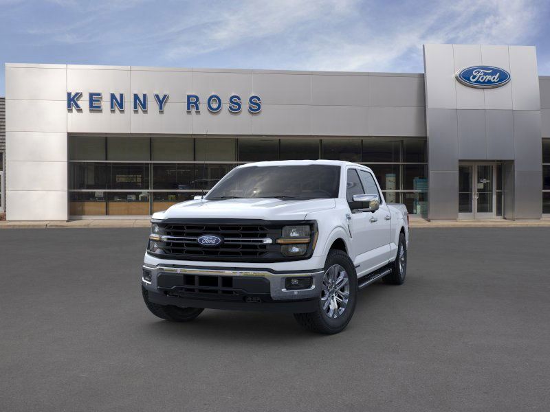 2025 Ford F-150 XLT photo 3