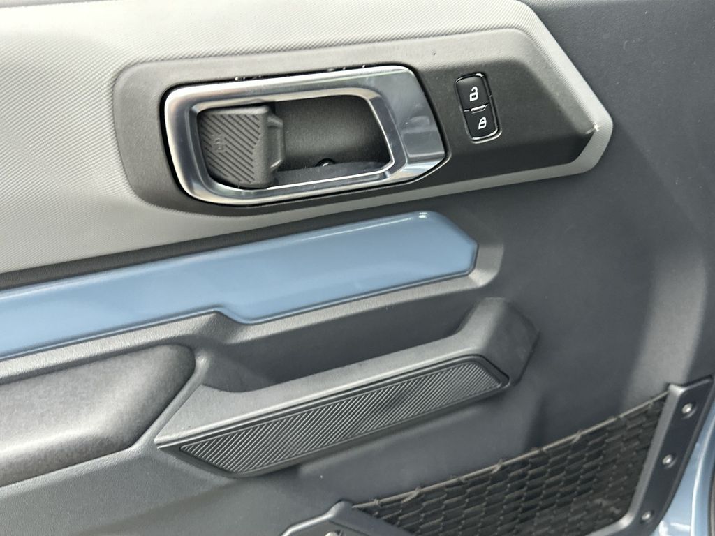 2024 Ford Bronco Big Bend photo 12