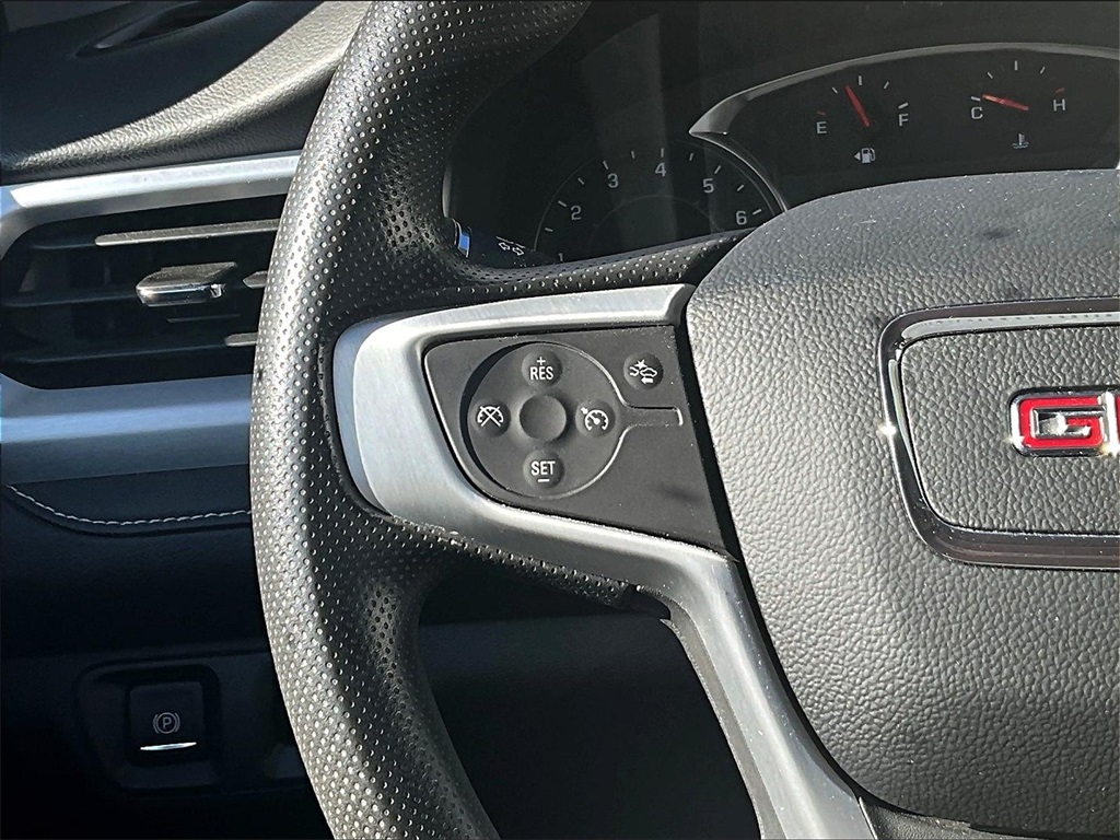 2023 Gmc Acadia SLE photo 23