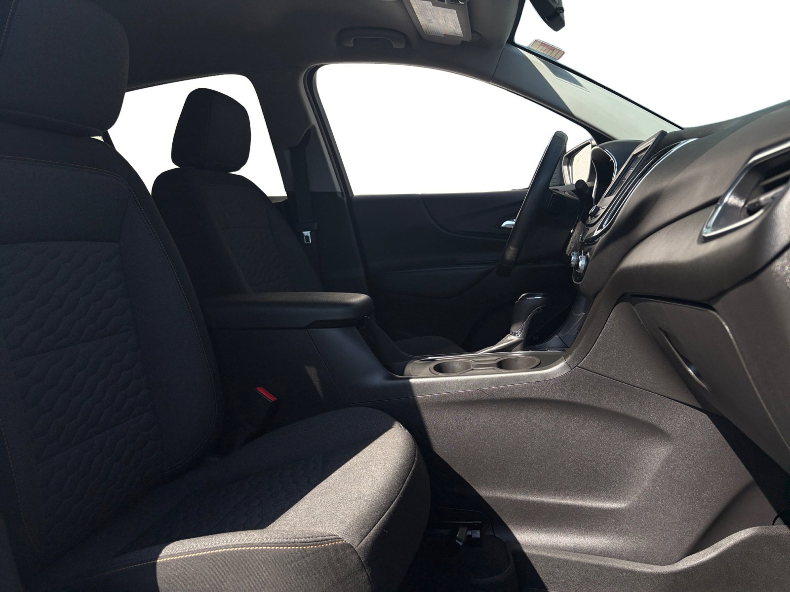 2021 Chevrolet Equinox LT photo 26