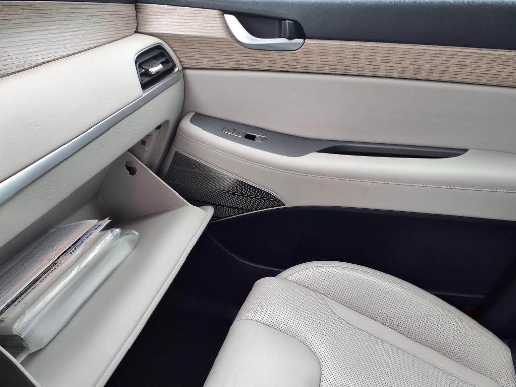 2021 Hyundai Palisade Limited photo 24