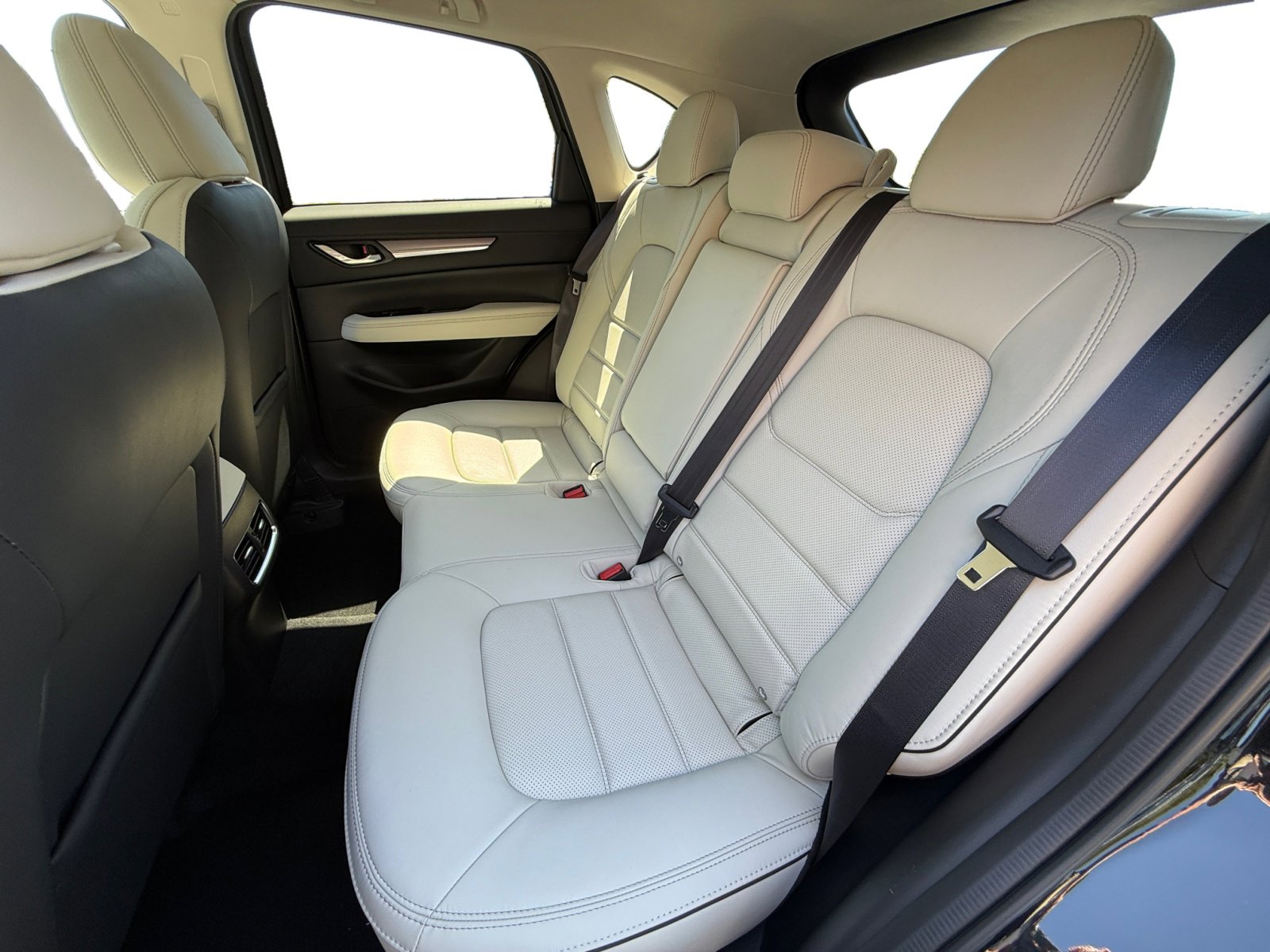 2025 Mazda CX-5 2.5 Premium Plus photo 16
