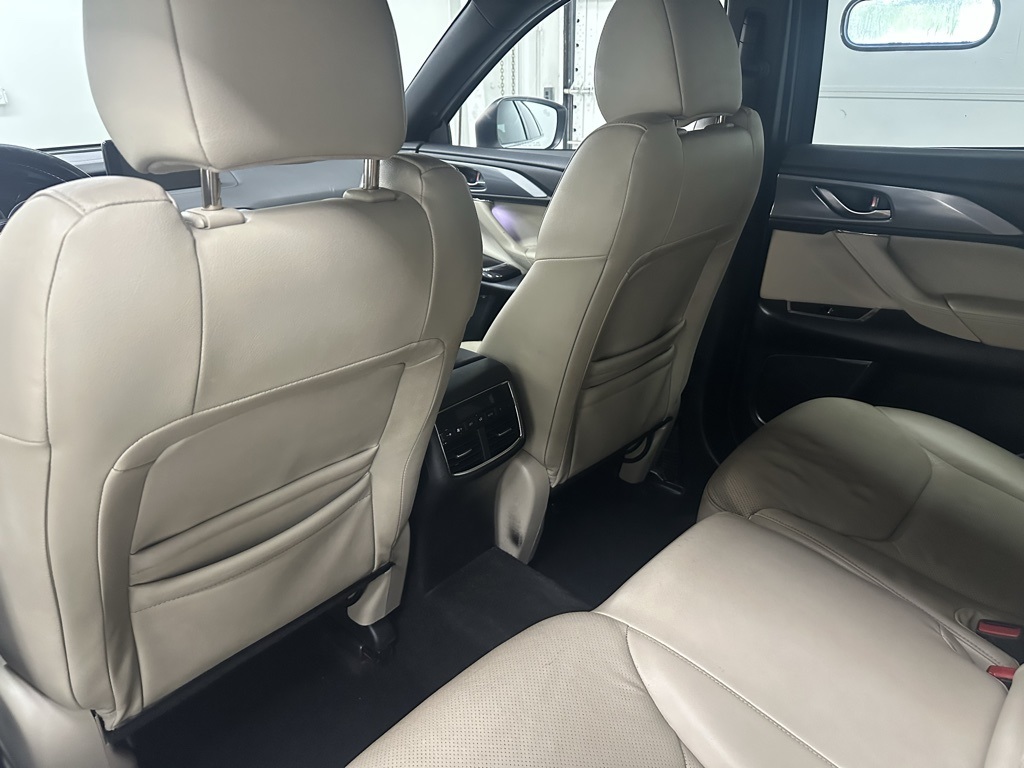2016 Mazda CX-9 Grand Touring photo 17