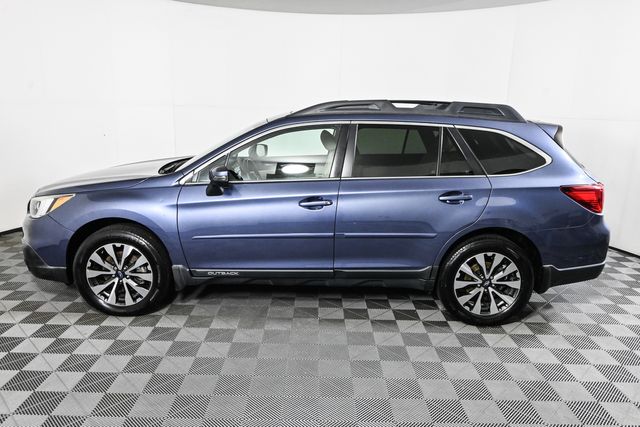 2016 Subaru Outback 2.5i photo 2
