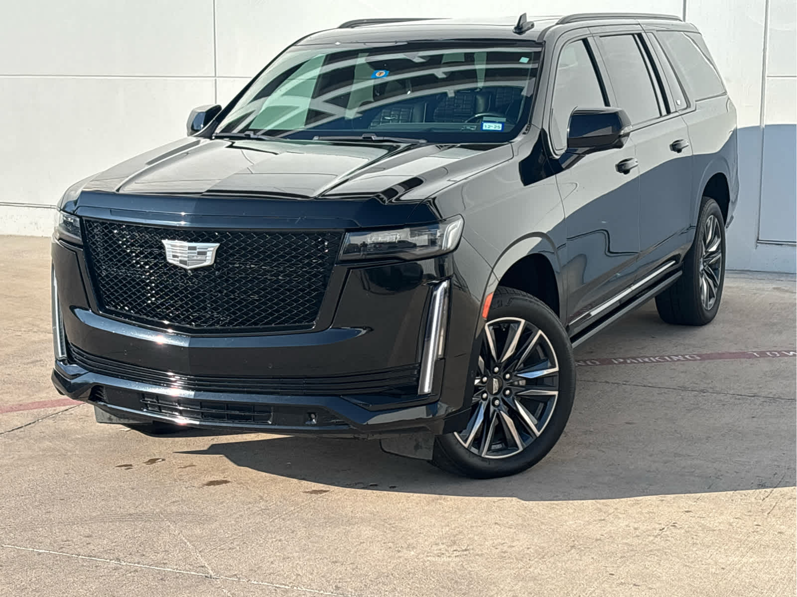 2021 Cadillac Escalade ESV Sport Platinum's photo
