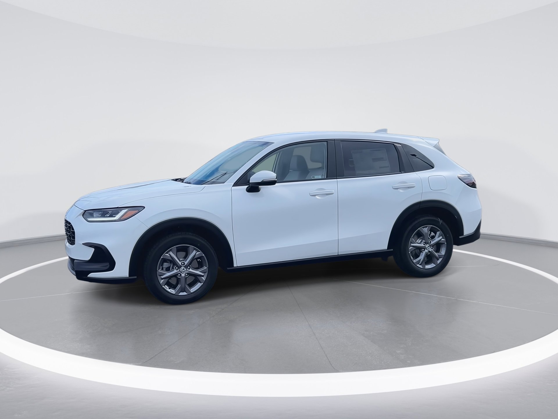 2026 Honda HR-V LX photo 3